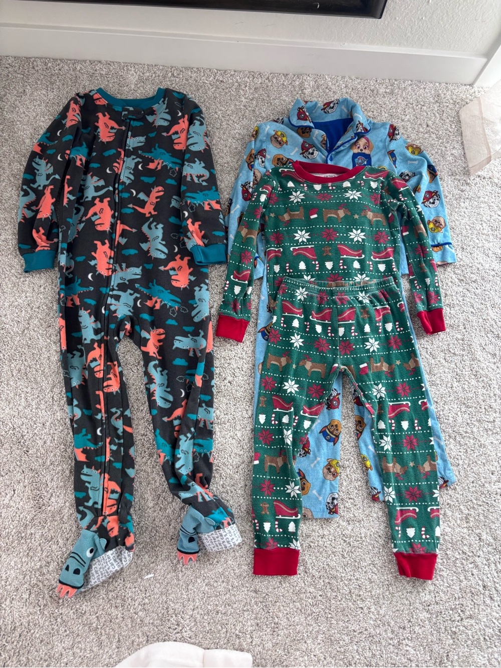 3 pairs boys pajamas, mixed brand: